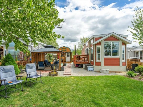 489 Guinevere DR Dr, Usk, WA 99180