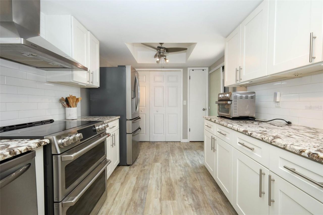 658 Woodridge Drive , Fern Park, FL 32730 Photo
