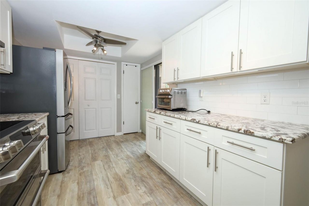 658 Woodridge Drive , Fern Park, FL 32730 Photo