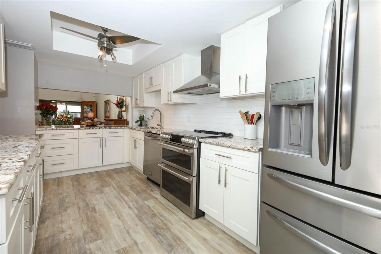 658 Woodridge Drive , Fern Park, FL 32730 Photo