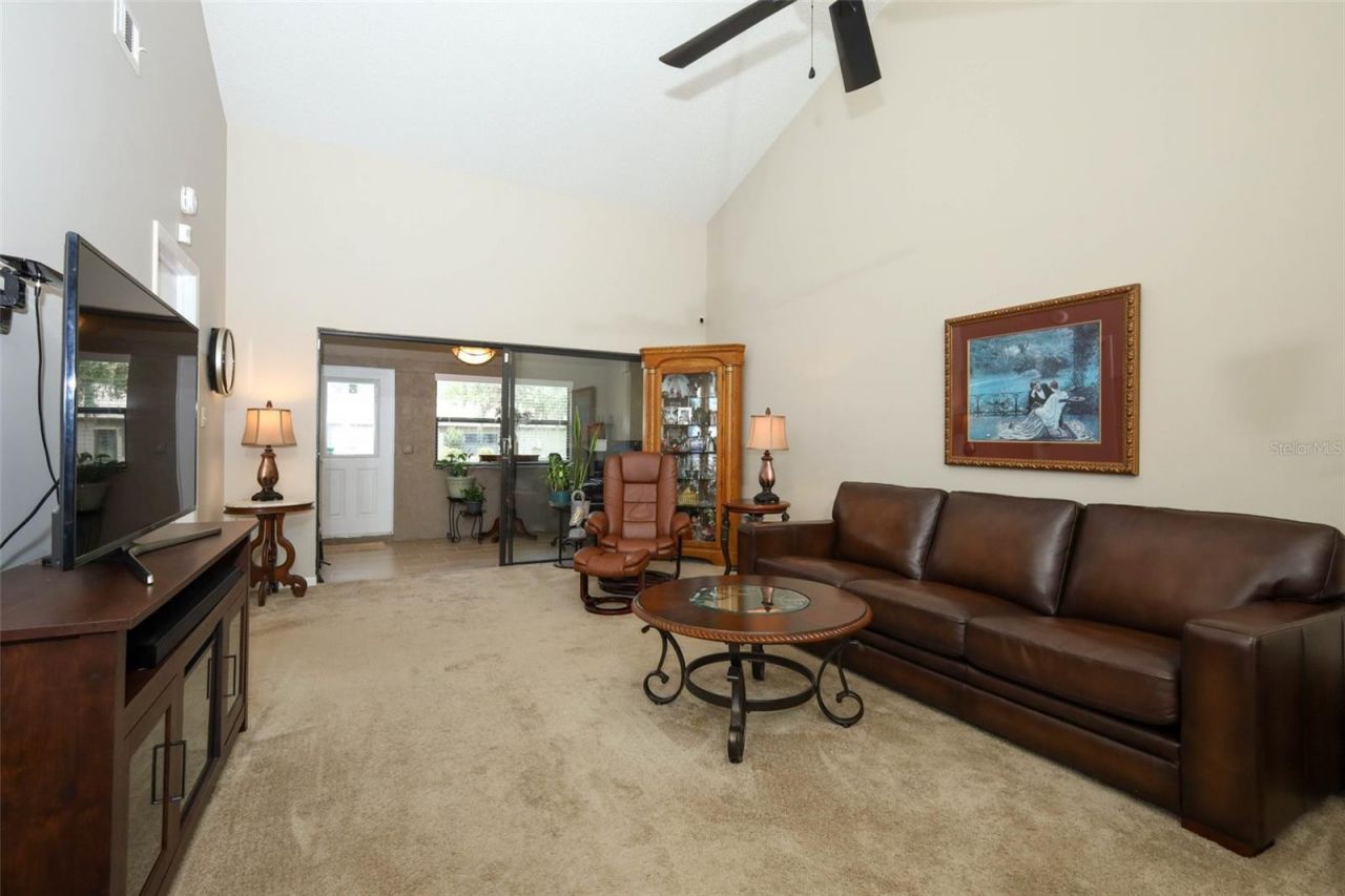 658 Woodridge Drive , Fern Park, FL 32730 Photo