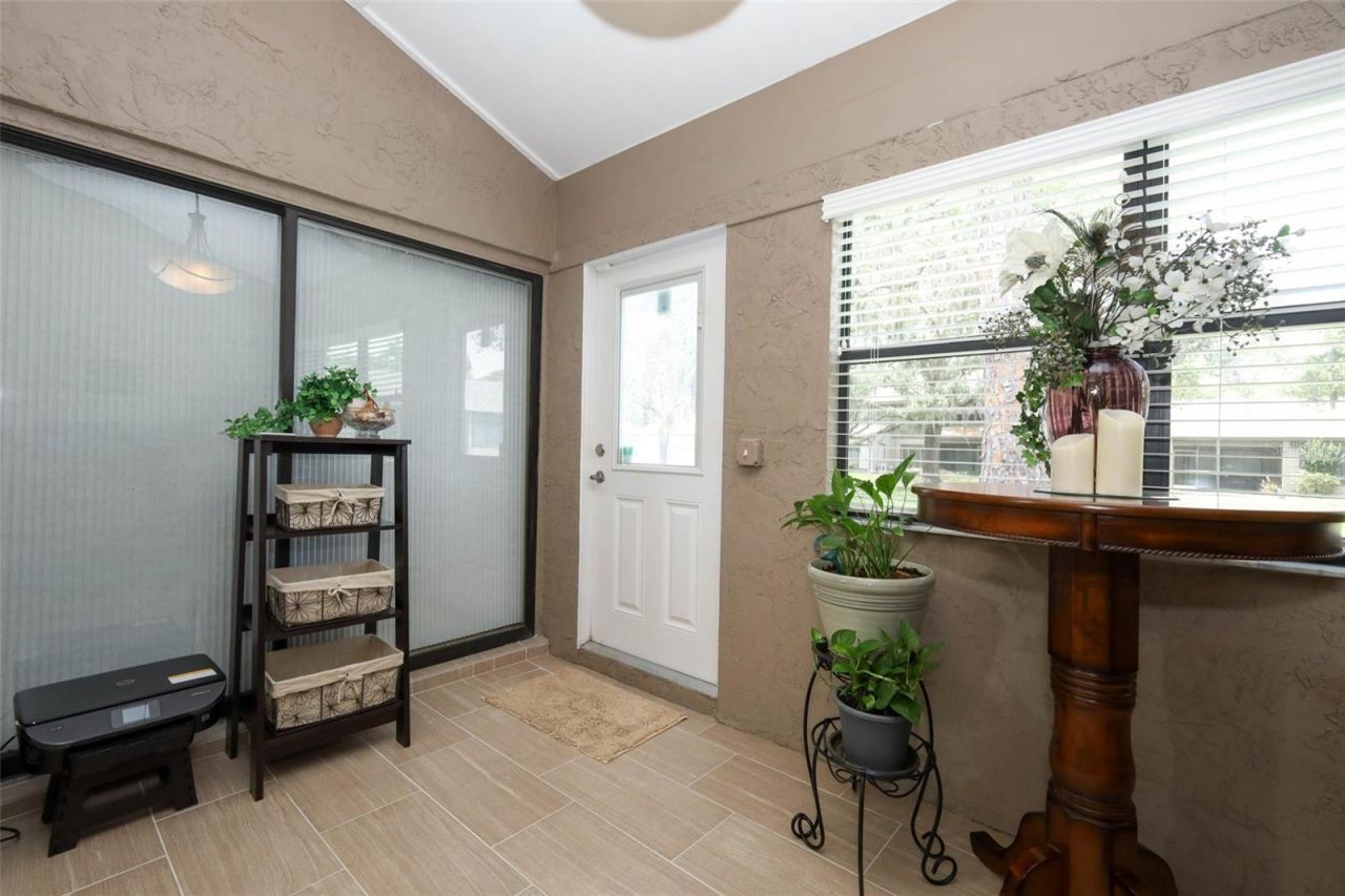 658 Woodridge Drive , Fern Park, FL 32730 Photo