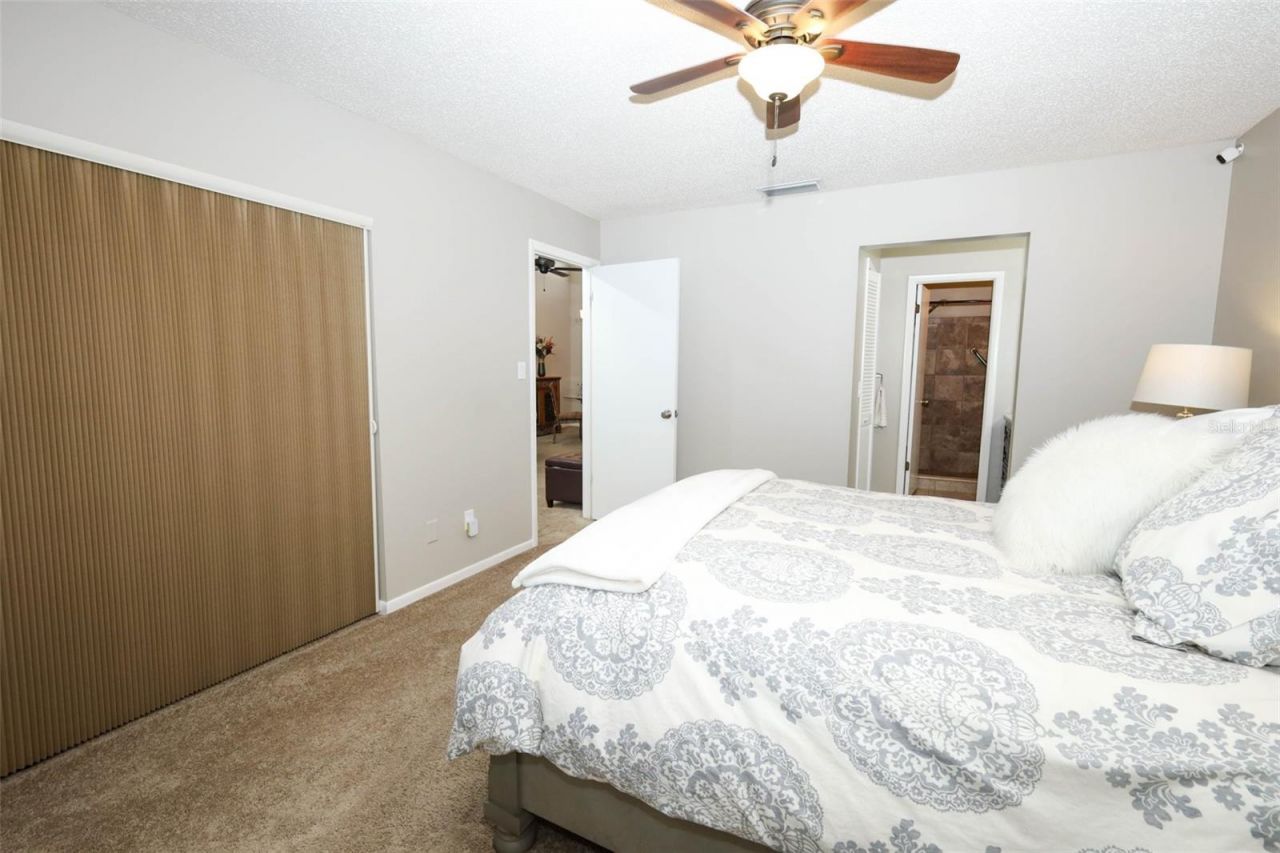 658 Woodridge Drive , Fern Park, FL 32730 Photo