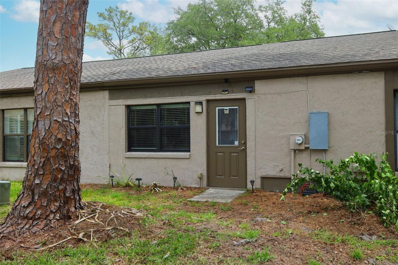 658 Woodridge Drive , Fern Park, FL 32730 Photo