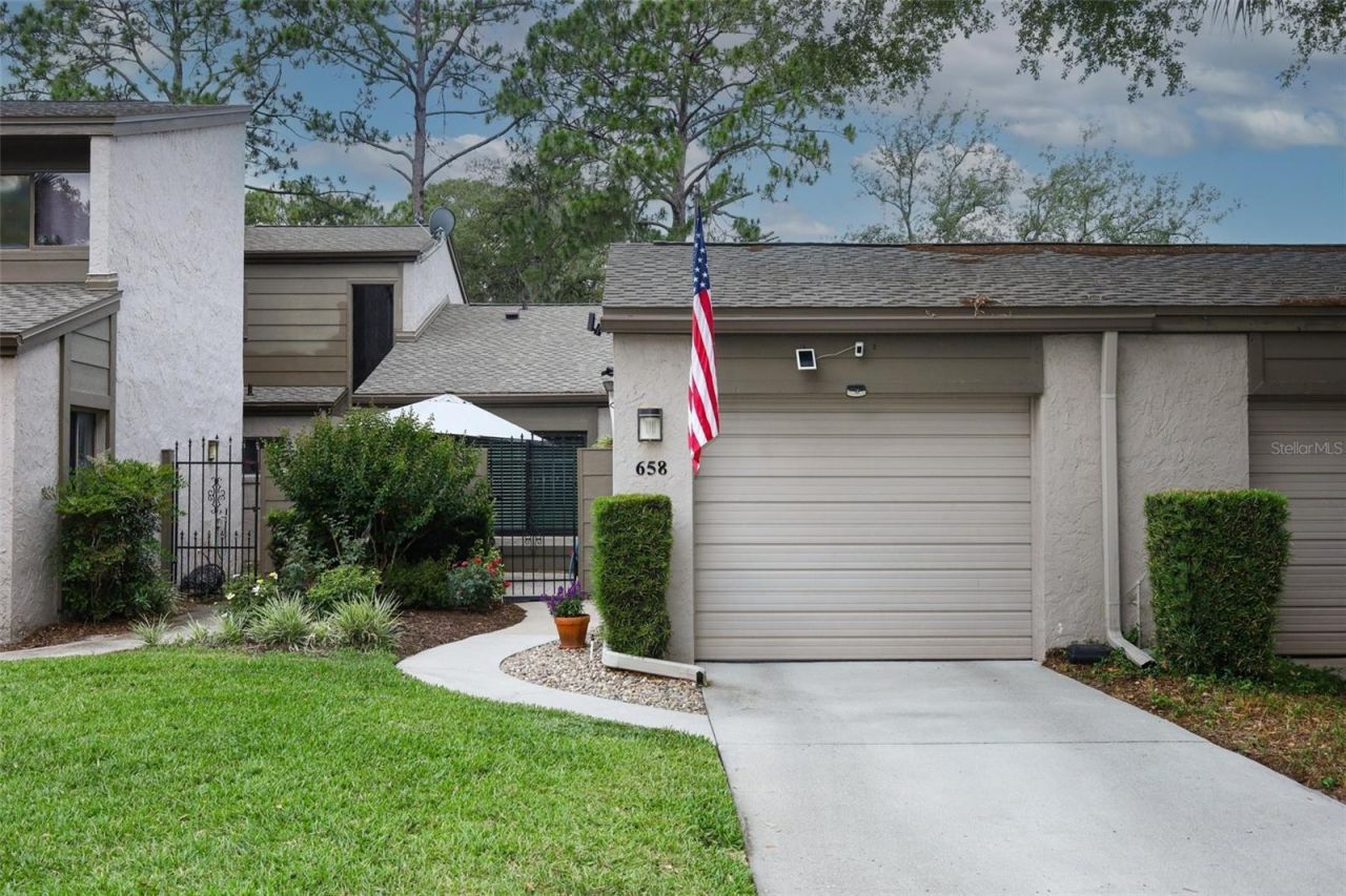 658 Woodridge Drive , Fern Park, FL 32730 Photo