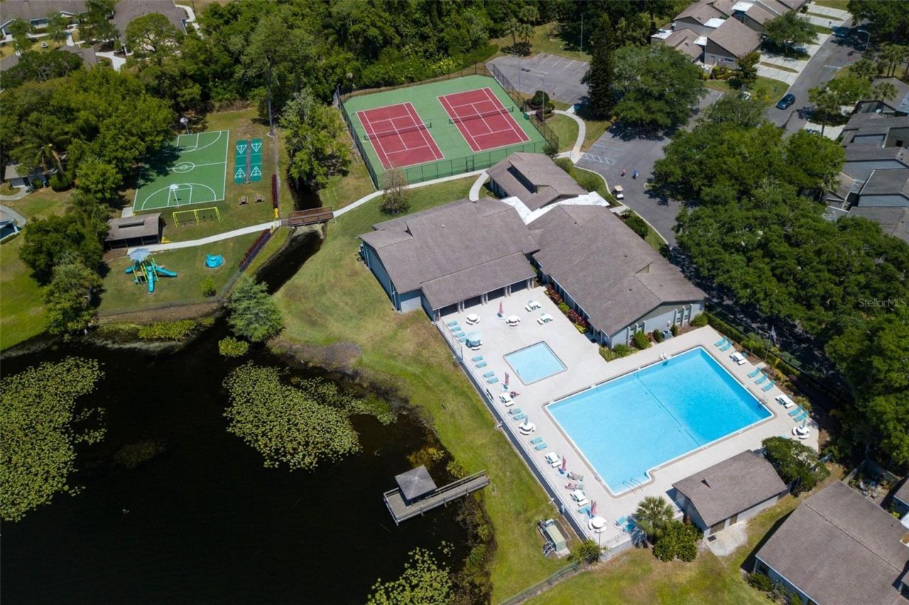 658 Woodridge Drive , Fern Park, FL 32730 Photo