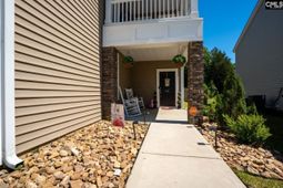 838 Bergenfield Lane photo 4