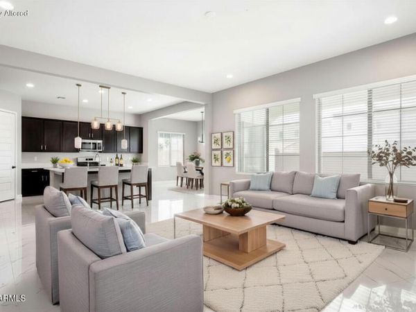 3511 E Crest Lane, Phoenix, AZ 85050