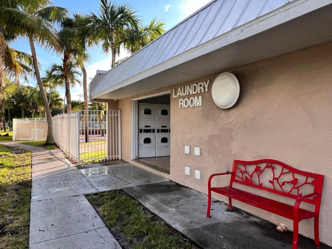 409 Executive Center Drive, Unit 209, West Palm Beach, FL 33401 Photo