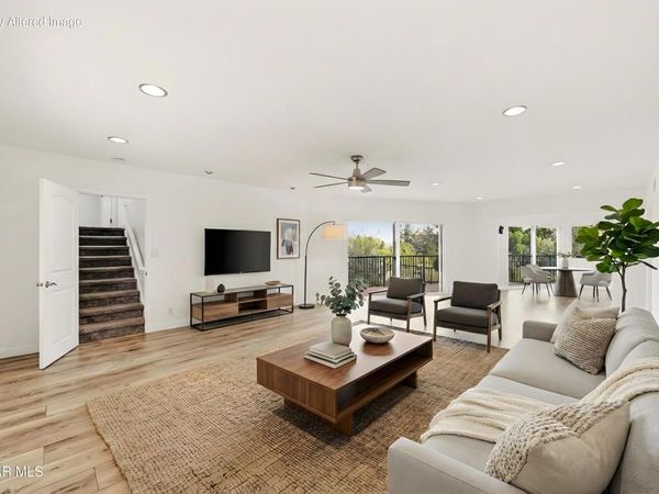 5076 Escobedo Drive, Woodland Hills, CA 91364