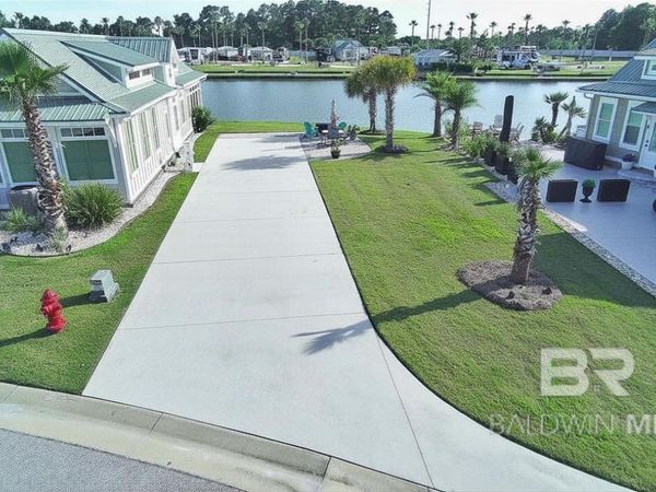 28126 Migratory Way, Elberta, AL 36530