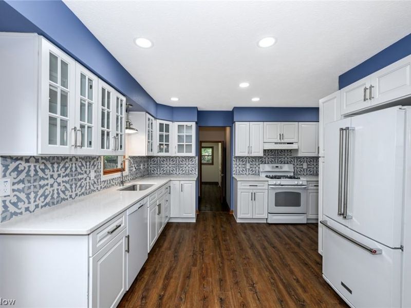 8460 Old Post Road, Olmsted Falls, OH 44138 Photo 14