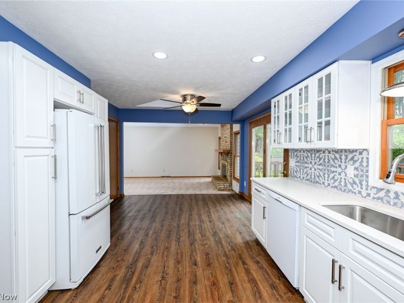 8460 Old Post Road, Olmsted Falls, OH 44138 Photo 15
