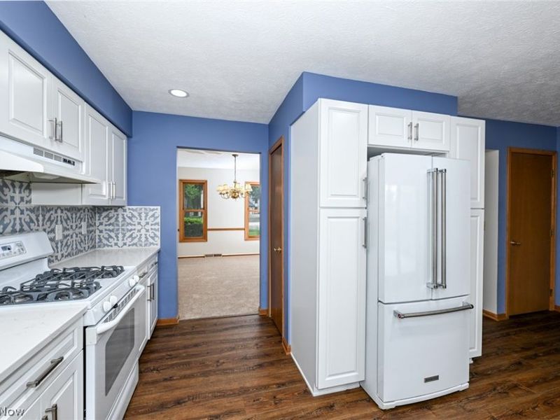 8460 Old Post Road, Olmsted Falls, OH 44138 Photo 17