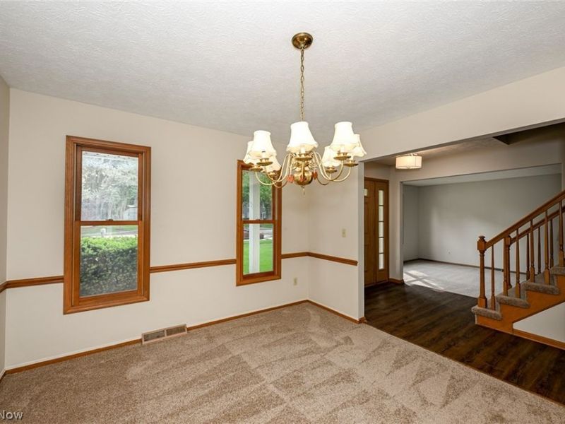 8460 Old Post Road, Olmsted Falls, OH 44138 Photo 19