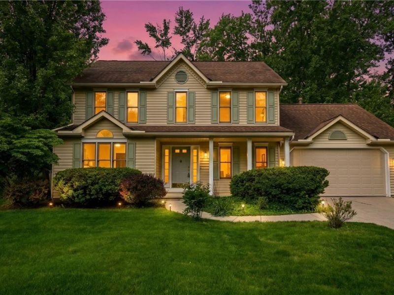 8460 Old Post Road, Olmsted Falls, OH 44138 Photo 2