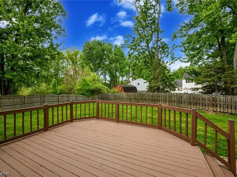 8460 Old Post Road, Olmsted Falls, OH 44138 Photo 7