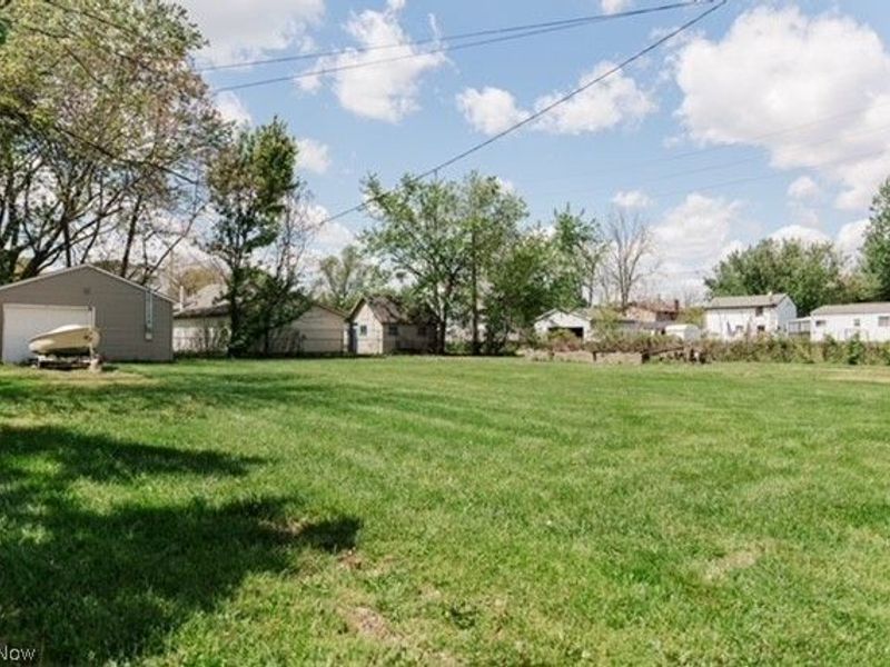 1901 Alden Avenue SW, Canton, OH 44706 Photo 2