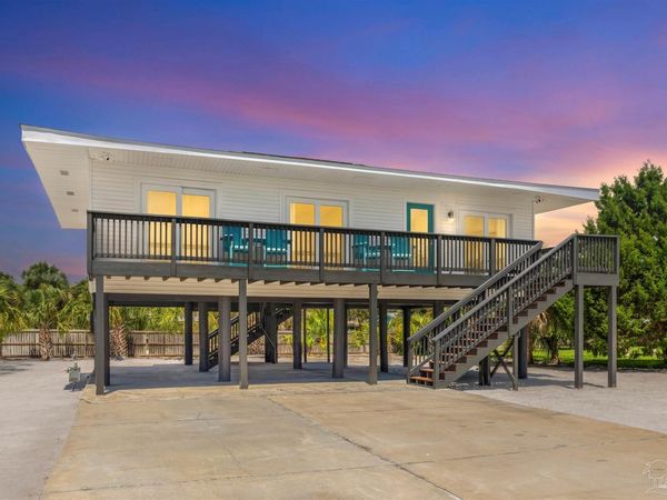 903 Panferio Dr, Pensacola Beach, FL 32561