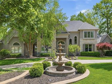 6001 N Cosby Avenue, Kansas City, MO 64151