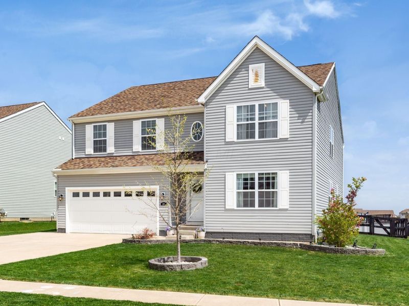 198 Rosewood Loop SW, Commercial Point, OH 43116 Photo 3