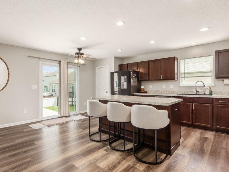 198 Rosewood Loop SW, Commercial Point, OH 43116 Photo 9