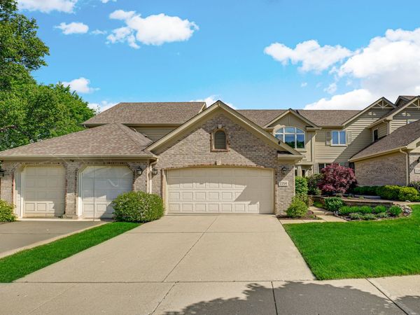 2254 Tamarack Drive , Downers Grove, IL 60515