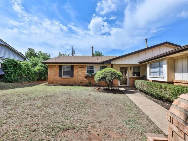 5716 NW 65th Street, Warr Acres, OK 73132