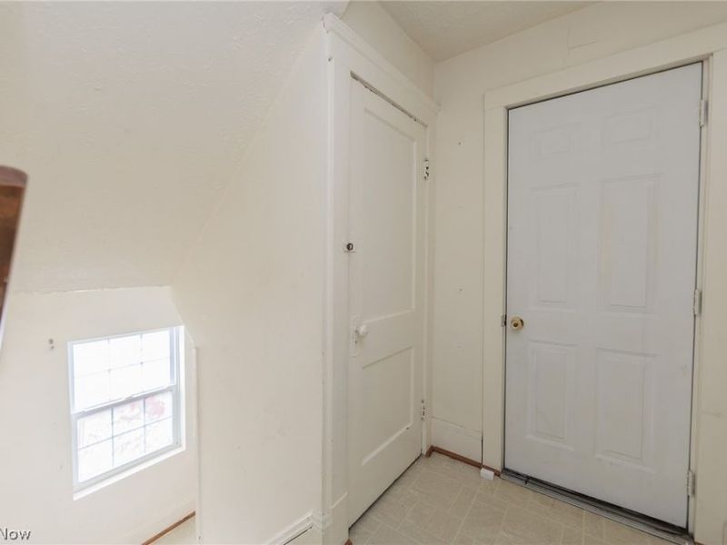 2301 Hood Avenue, Cleveland, OH 44109 Photo 11