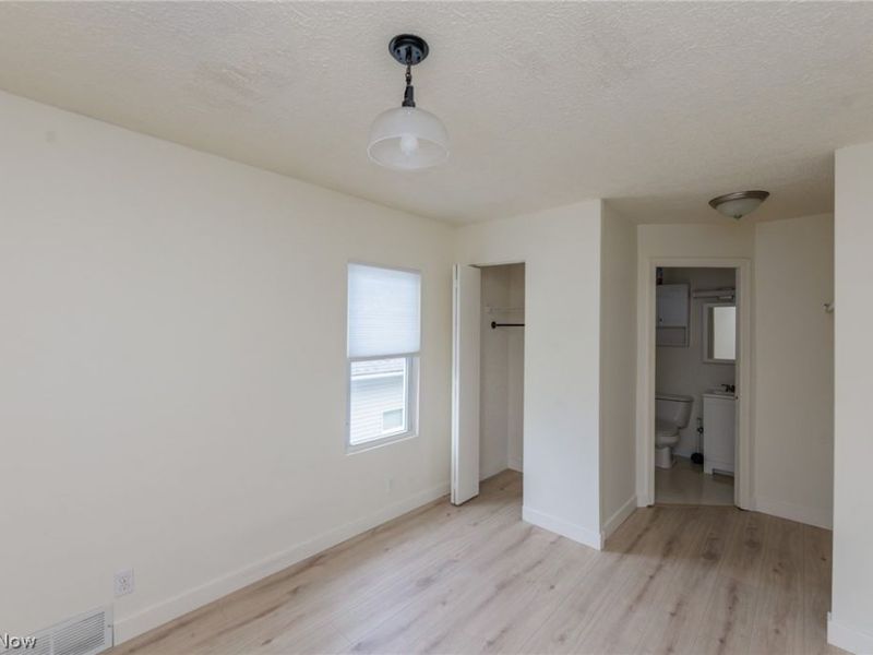 2301 Hood Avenue, Cleveland, OH 44109 Photo 28
