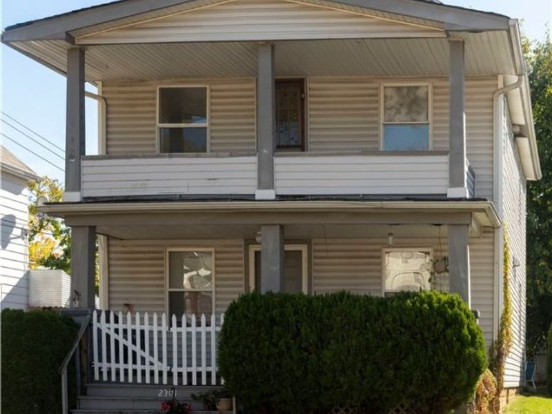 2301 Hood Avenue, Cleveland, OH 44109 Photo 3