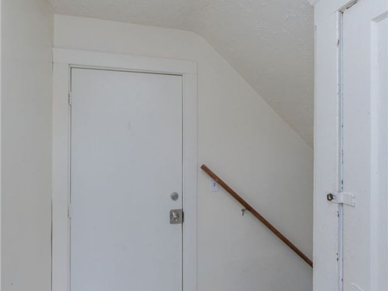 2301 Hood Avenue, Cleveland, OH 44109 Photo 35
