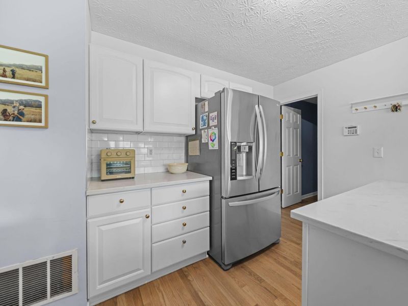 7541 Totten Springs Drive, Westerville, OH 43082 Photo 15