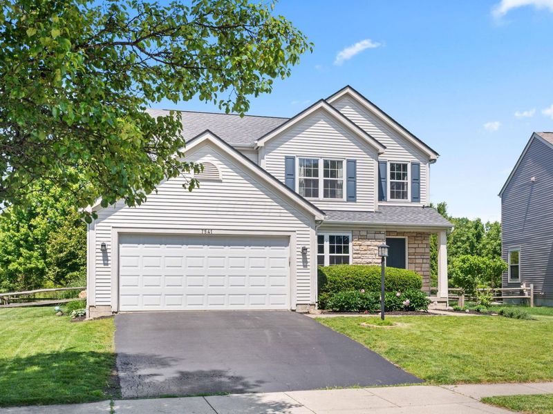 7541 Totten Springs Drive, Westerville, OH 43082 Photo 3