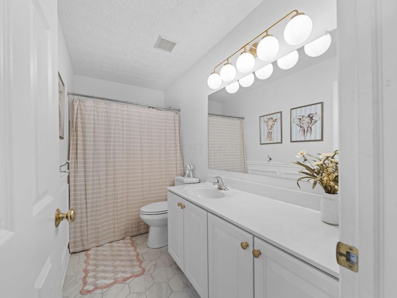 7541 Totten Springs Drive, Westerville, OH 43082 Photo 32