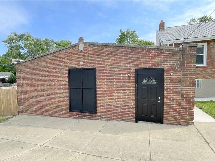 Property Image 40