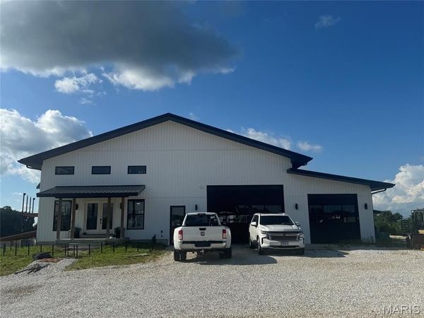 19199 Quarry Road, Unincorporated, MO 63383
