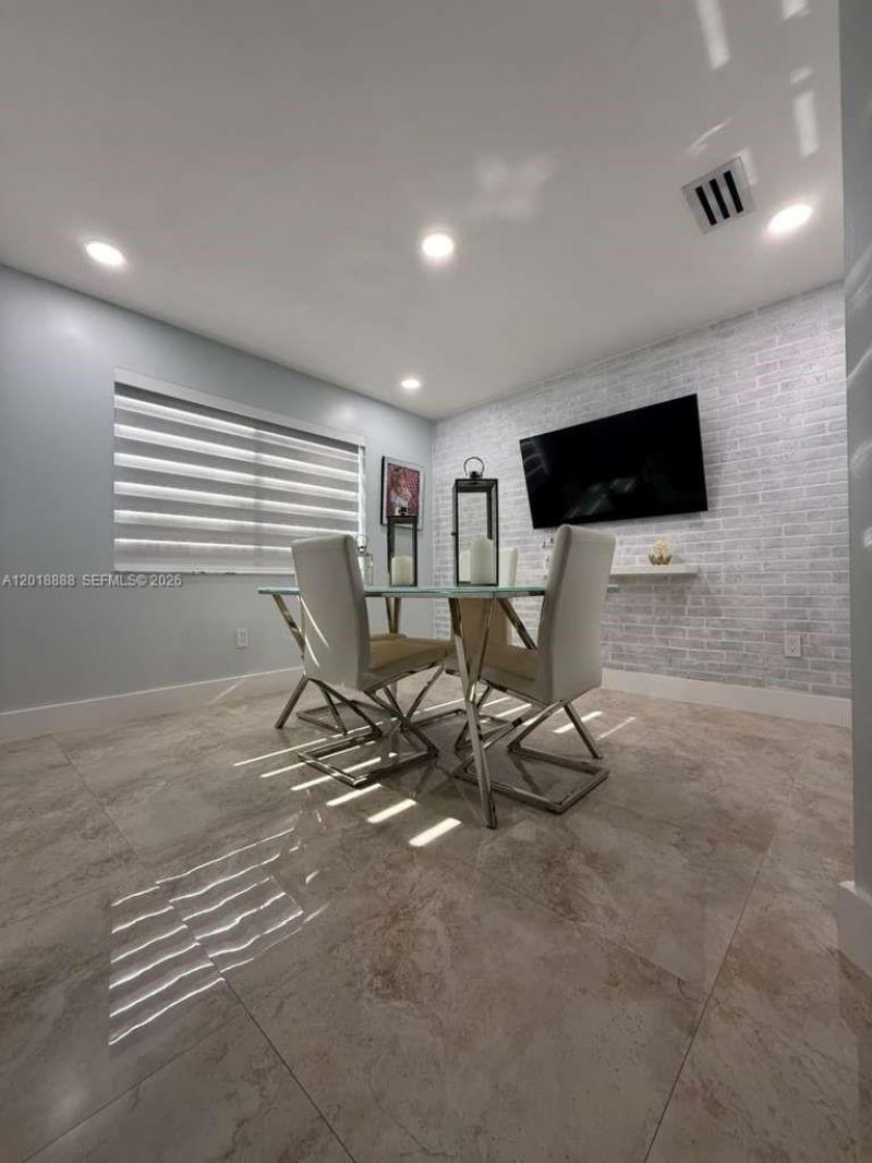11115 W Okeechobee Rd , Unit 124, Hialeah Gardens, FL 33018 Photo