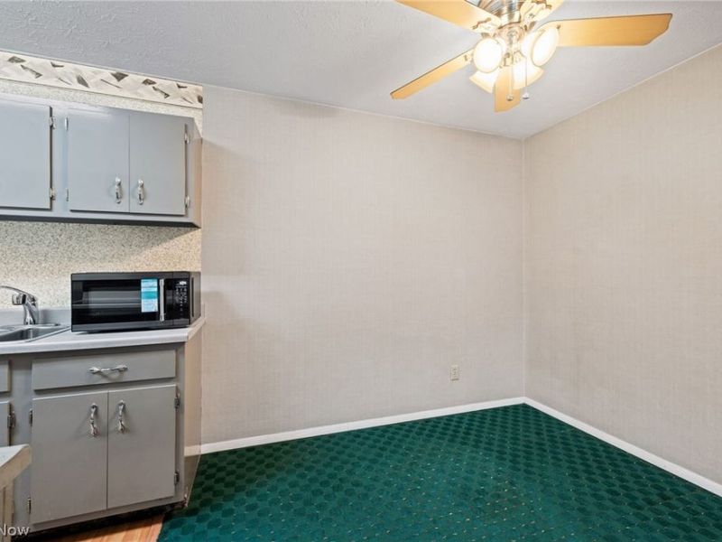 16395 Heather Lane, Middleburg Heights, OH 44130 Photo 7