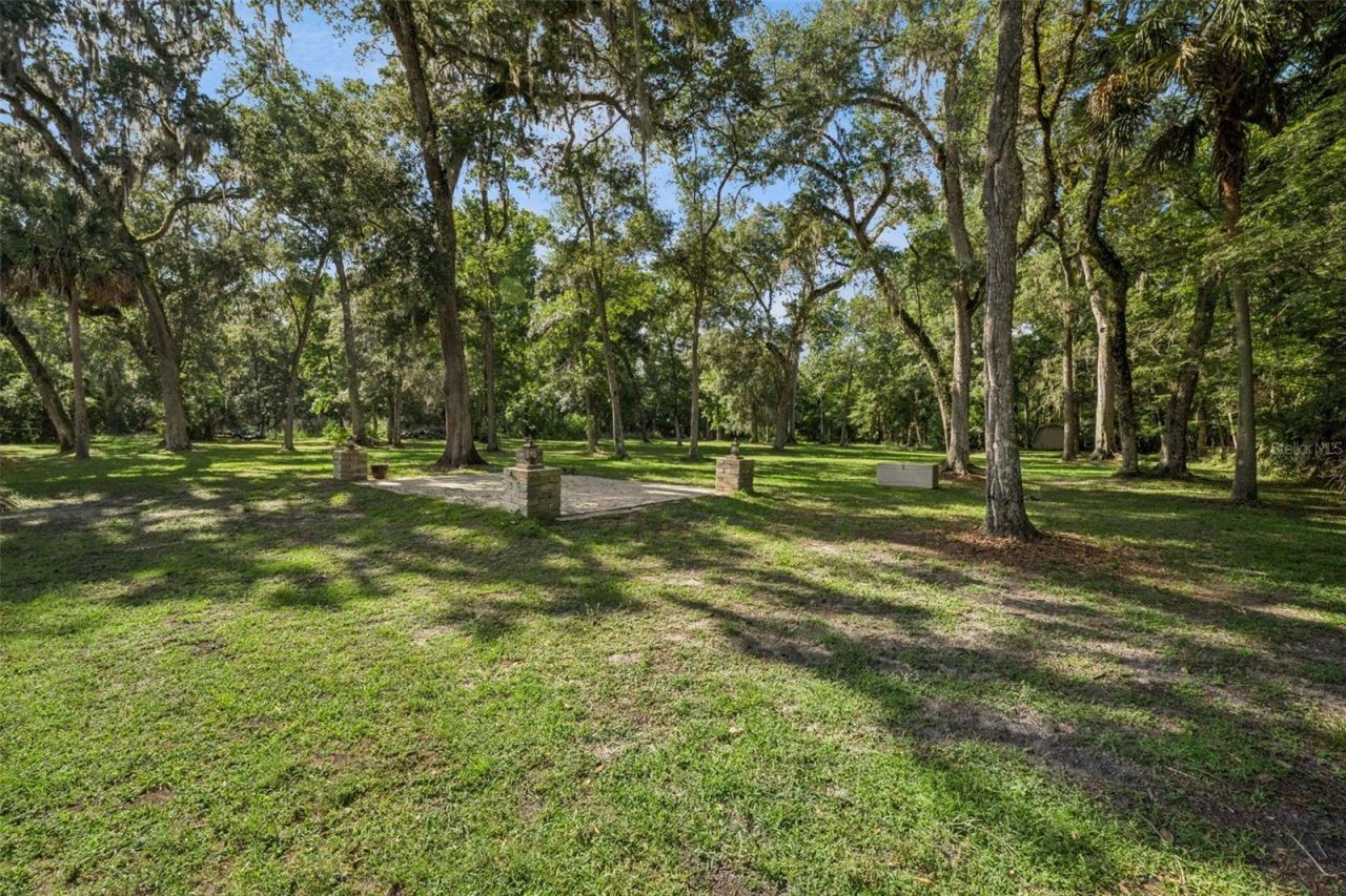 21033 Violet Road, Brooksville, FL 34601 Photo