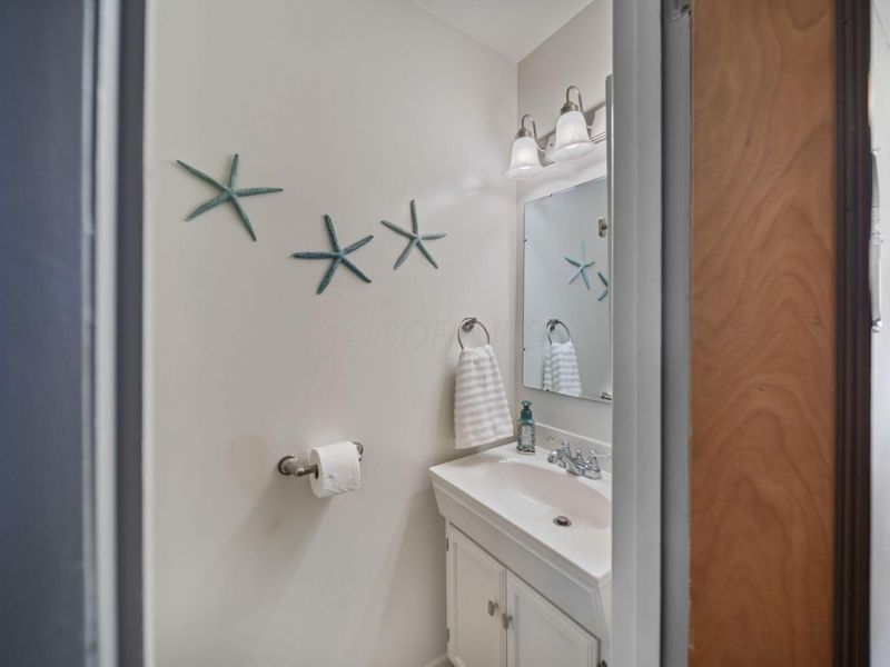 6951 Ardelle Drive, Reynoldsburg, OH 43068 Photo 18