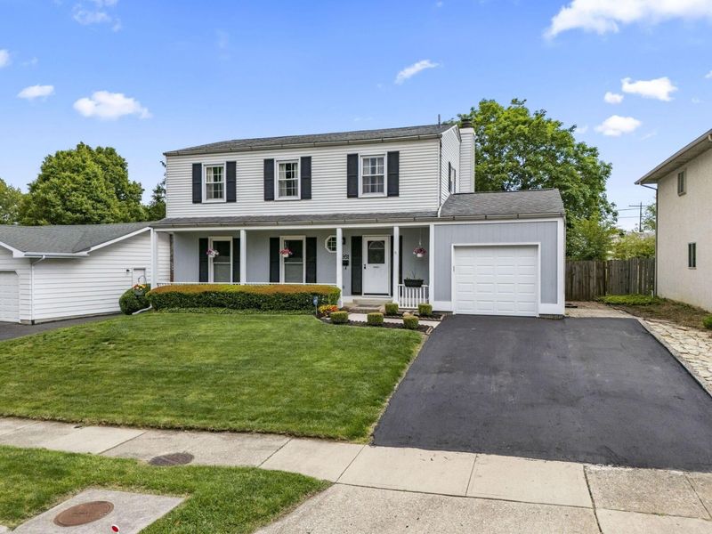 6951 Ardelle Drive, Reynoldsburg, OH 43068 Photo 2