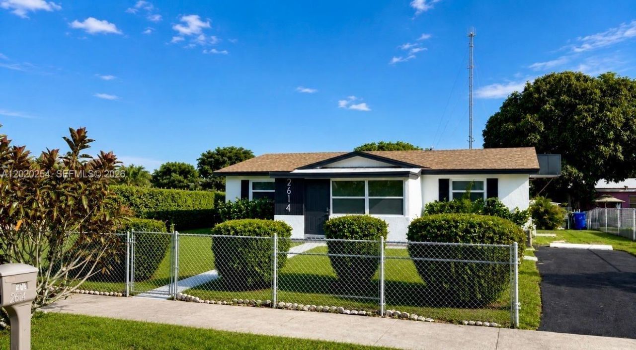 2614 NW 25th St, Fort Lauderdale, FL 33311 Photo
