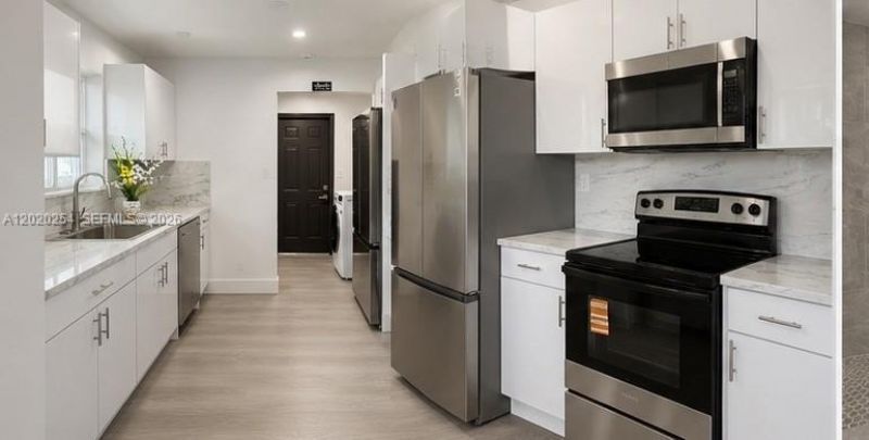 2614 NW 25th St , Fort Lauderdale, FL 33311 Photo