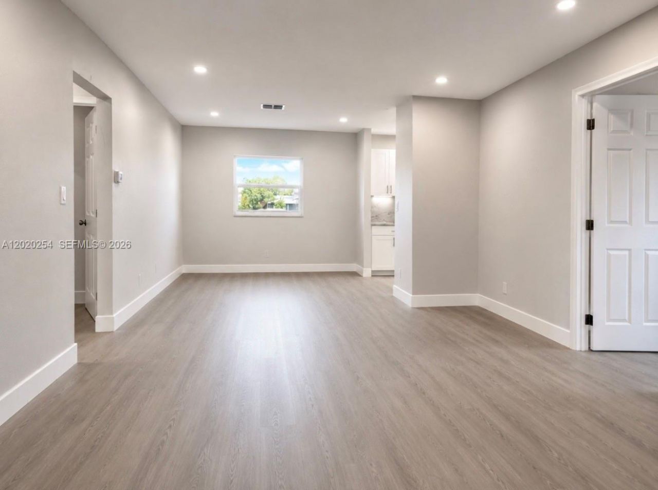 2614 NW 25th St, Fort Lauderdale, FL 33311 Photo