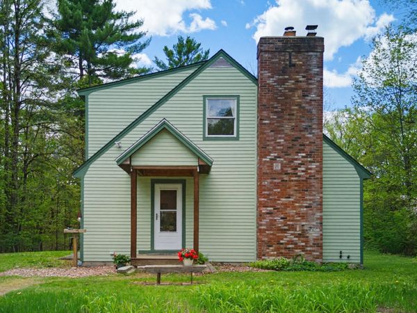 16 Depot Street, New Boston, NH 03070