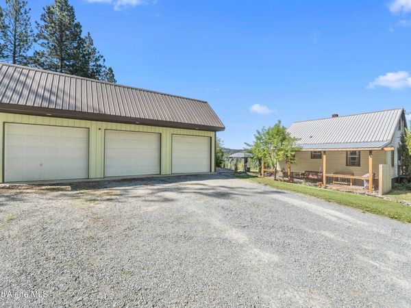 4450 US-2 , Priest River, ID 83856