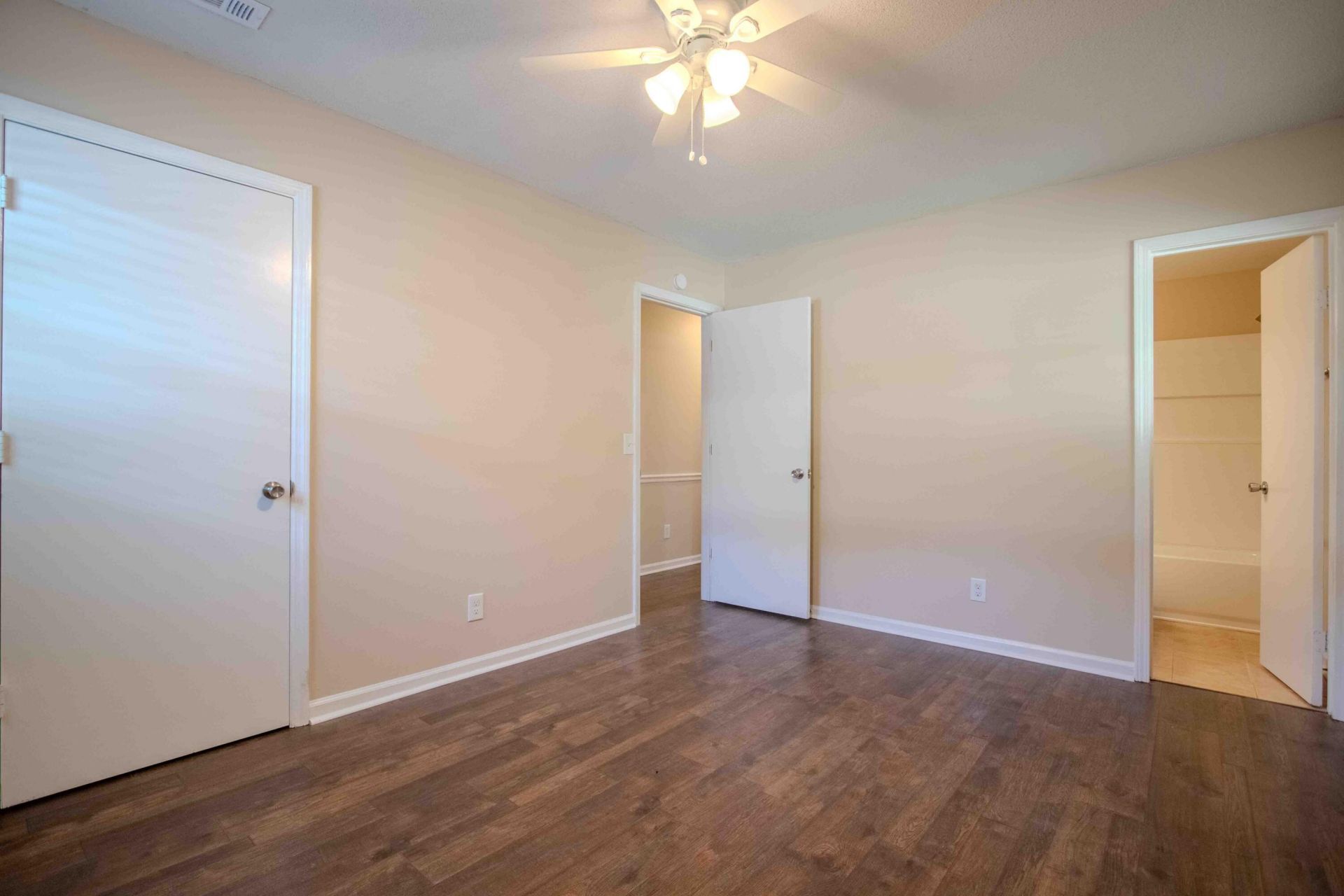 122 Hope Drive Photo 14