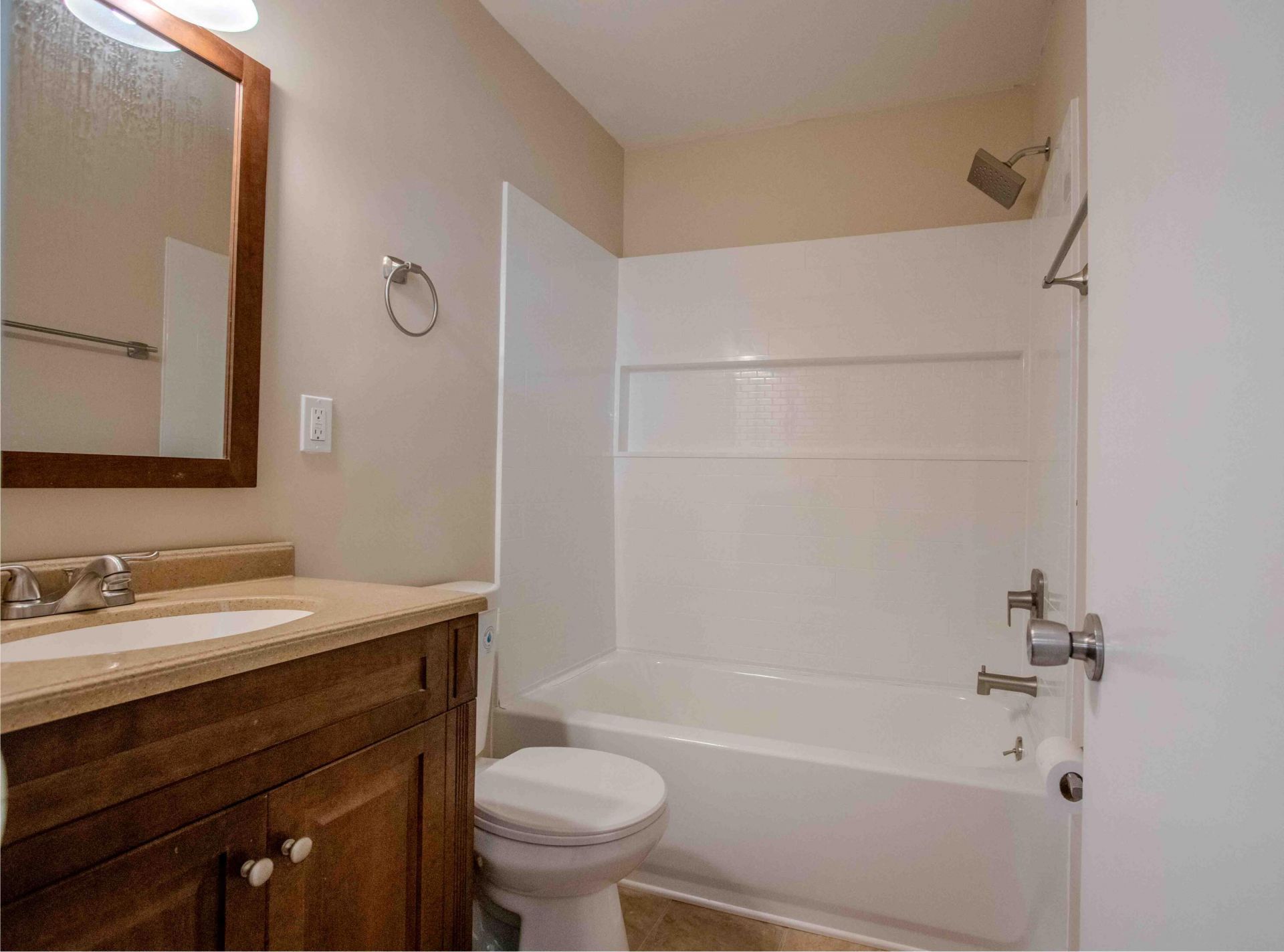 122 Hope Drive Photo 15