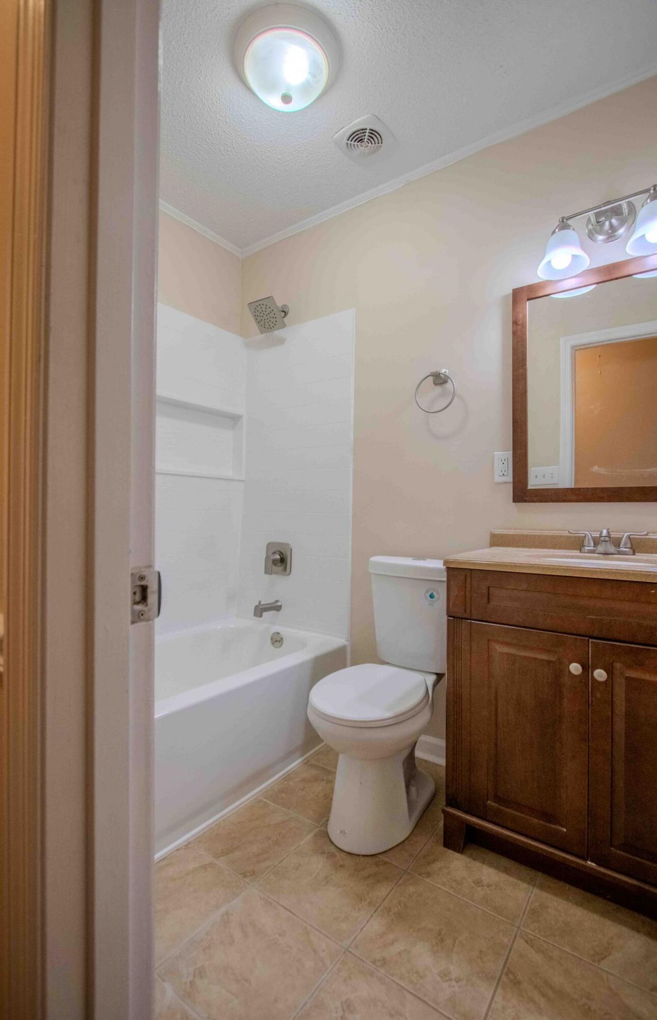 122 Hope Drive Photo 23